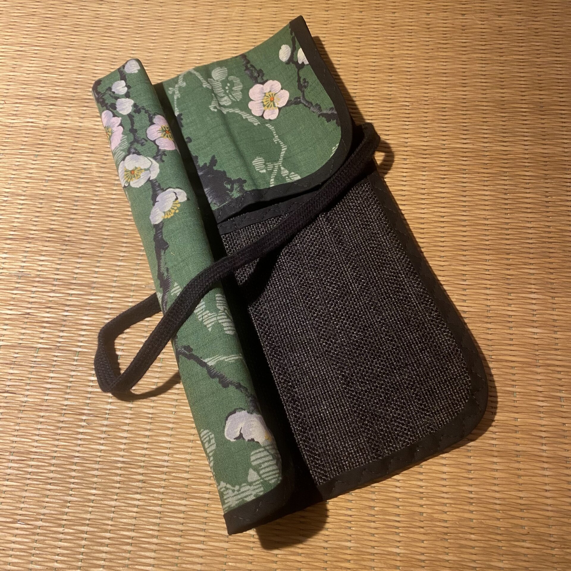 Estuche de pincel Flor verde - 2