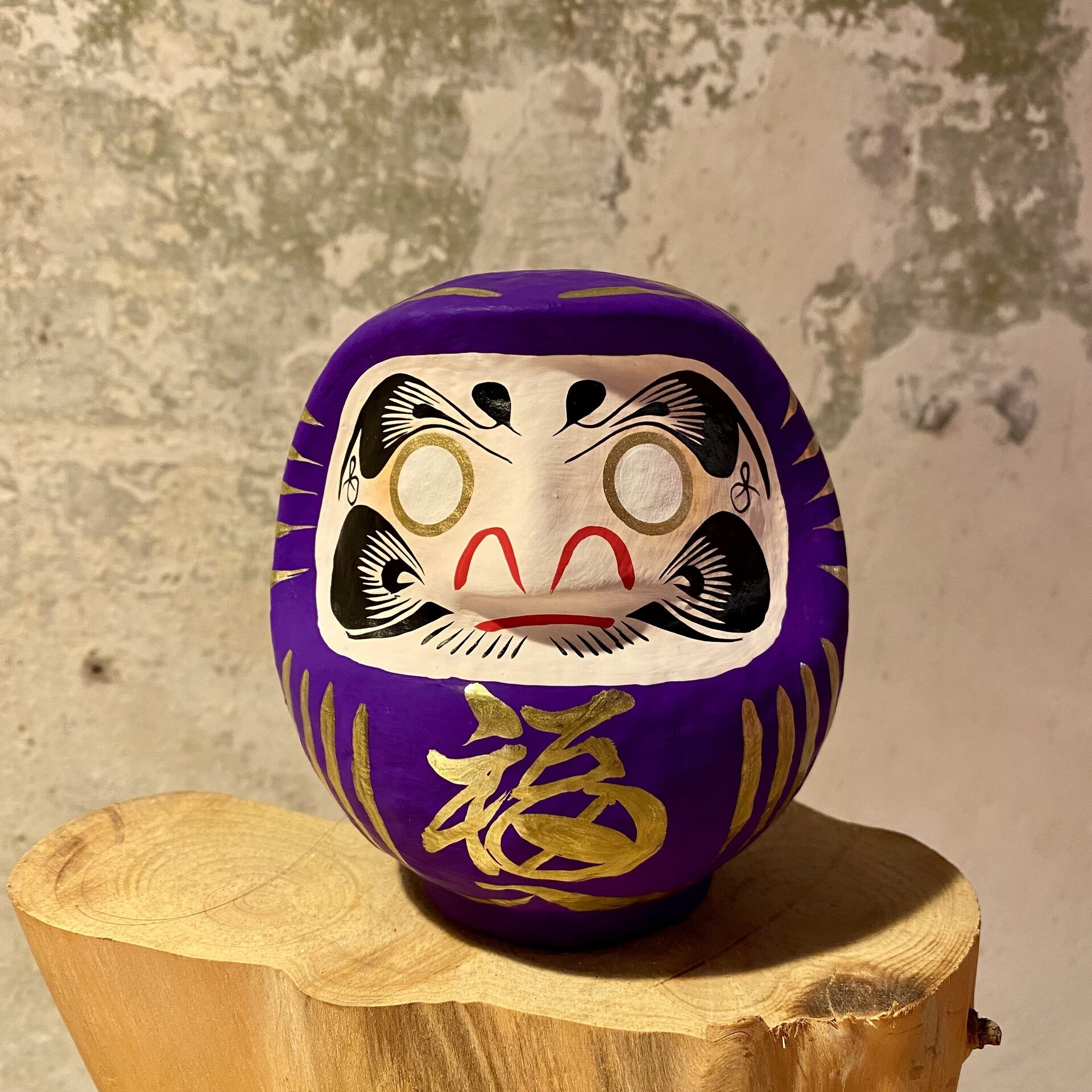 Daruma Takasaki Violeta - 1